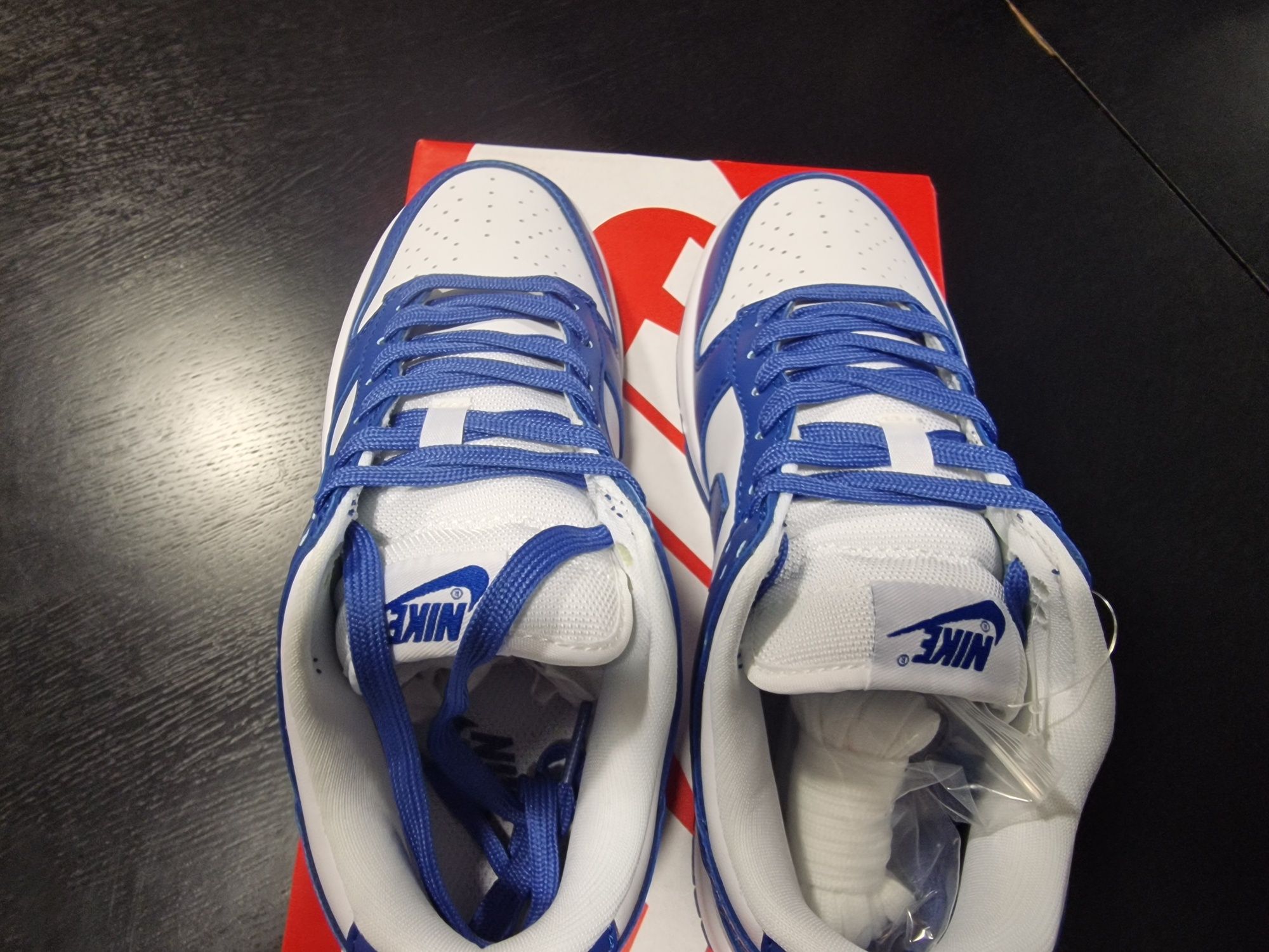 Dunk Low SP ( Kentucky )  38,39,42,41,43