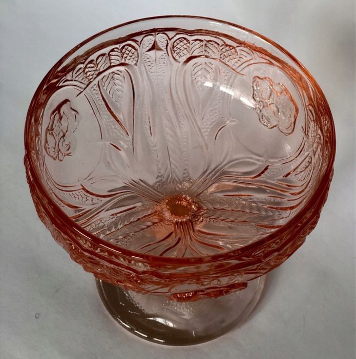 Cukiernica Ząbkowice ukryta twarz kobiety PRL Drost owocarka paterka