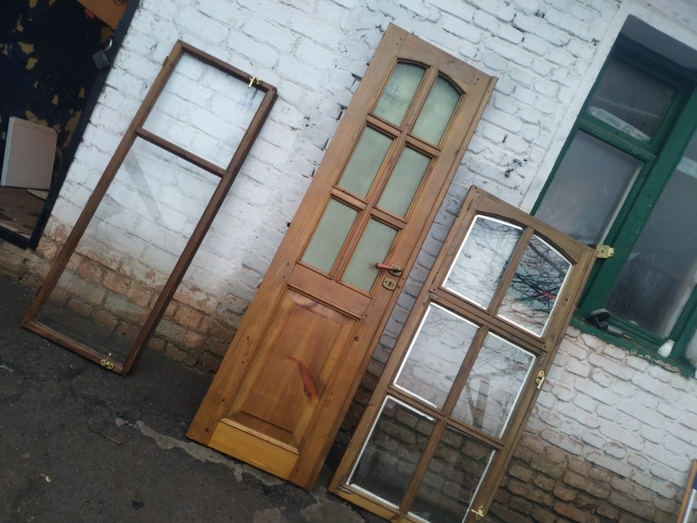 Двери и окна дубовые на Сталинку