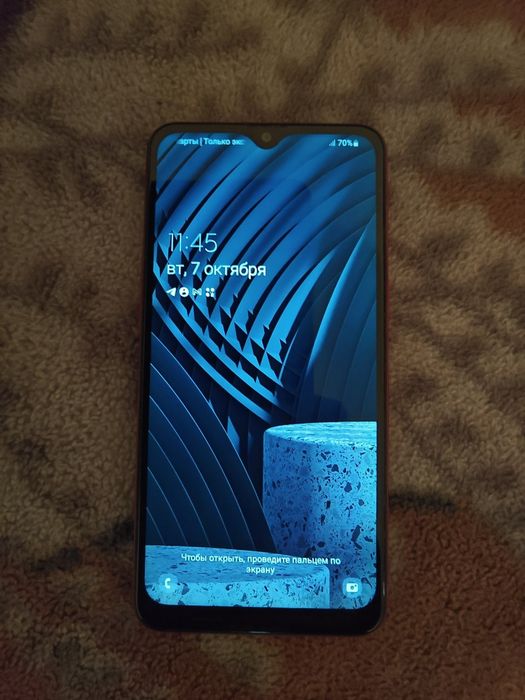 ПРОДАМ Samsung A10s идеальное состояние