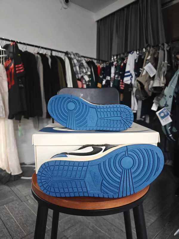 TravisScott\Jordan1*Retro*DamskieNikeAIrniebieski UnisexTrampki.39
