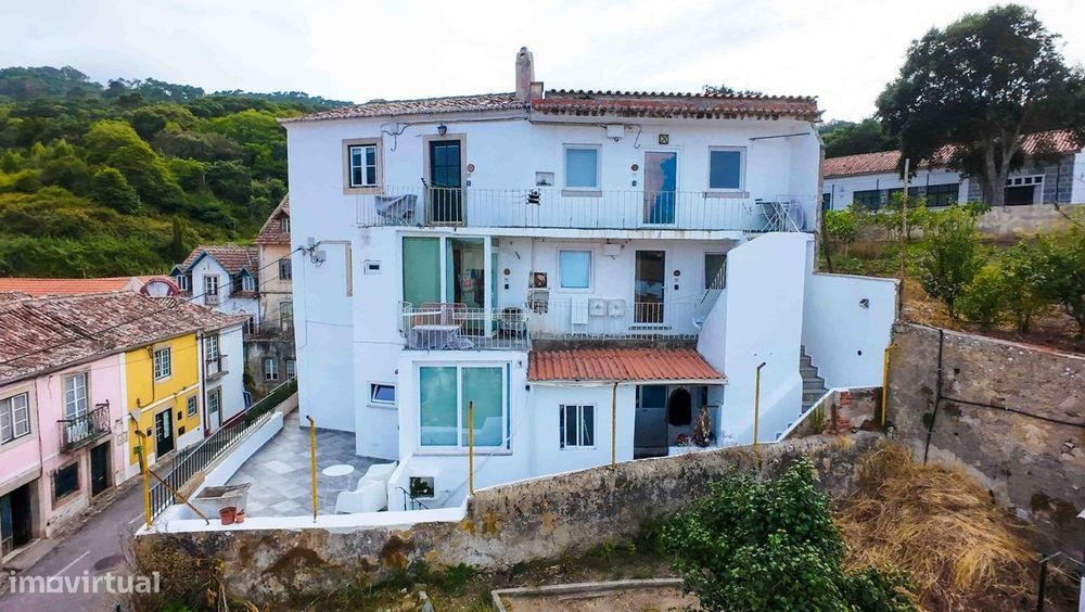 Prédio para Alojamento Local em Colares
