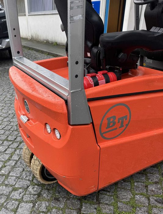 Empilhador eletrico BT C3E160L