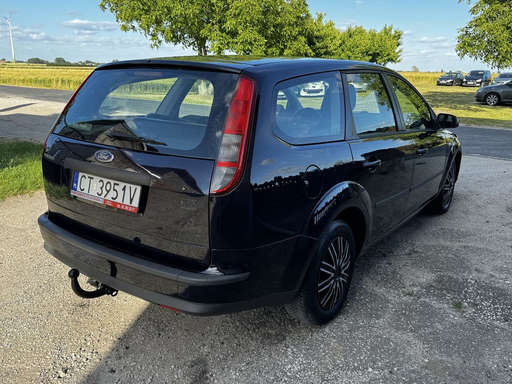 Ford Focus 1.6 benzyna Maly Przebieg Salon Polska