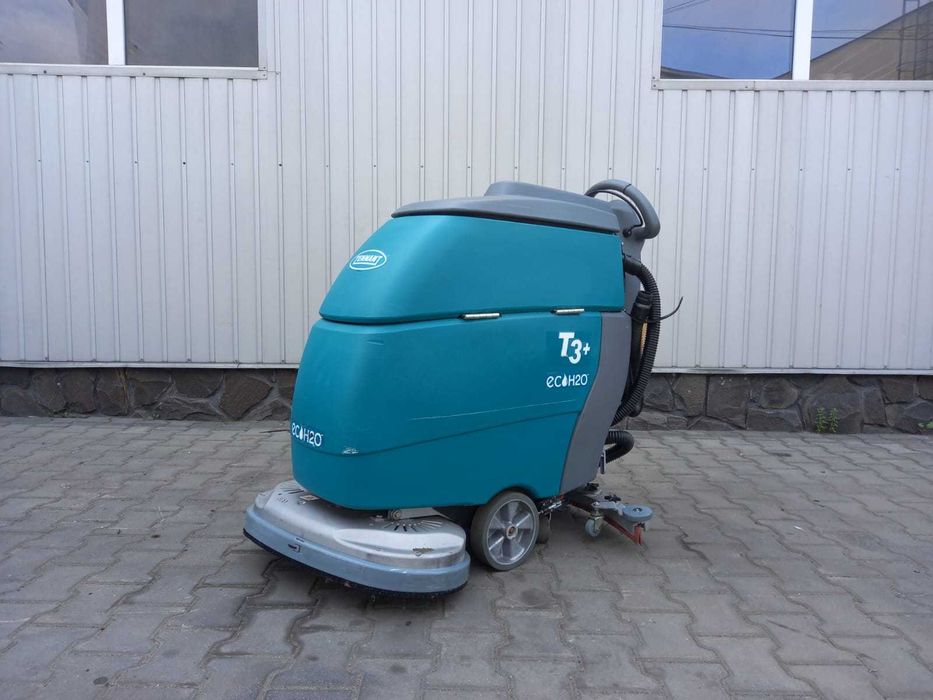 Wynajem maszyna czyszcząca (szorowarka, zamiatarka, myjka do posadzki)