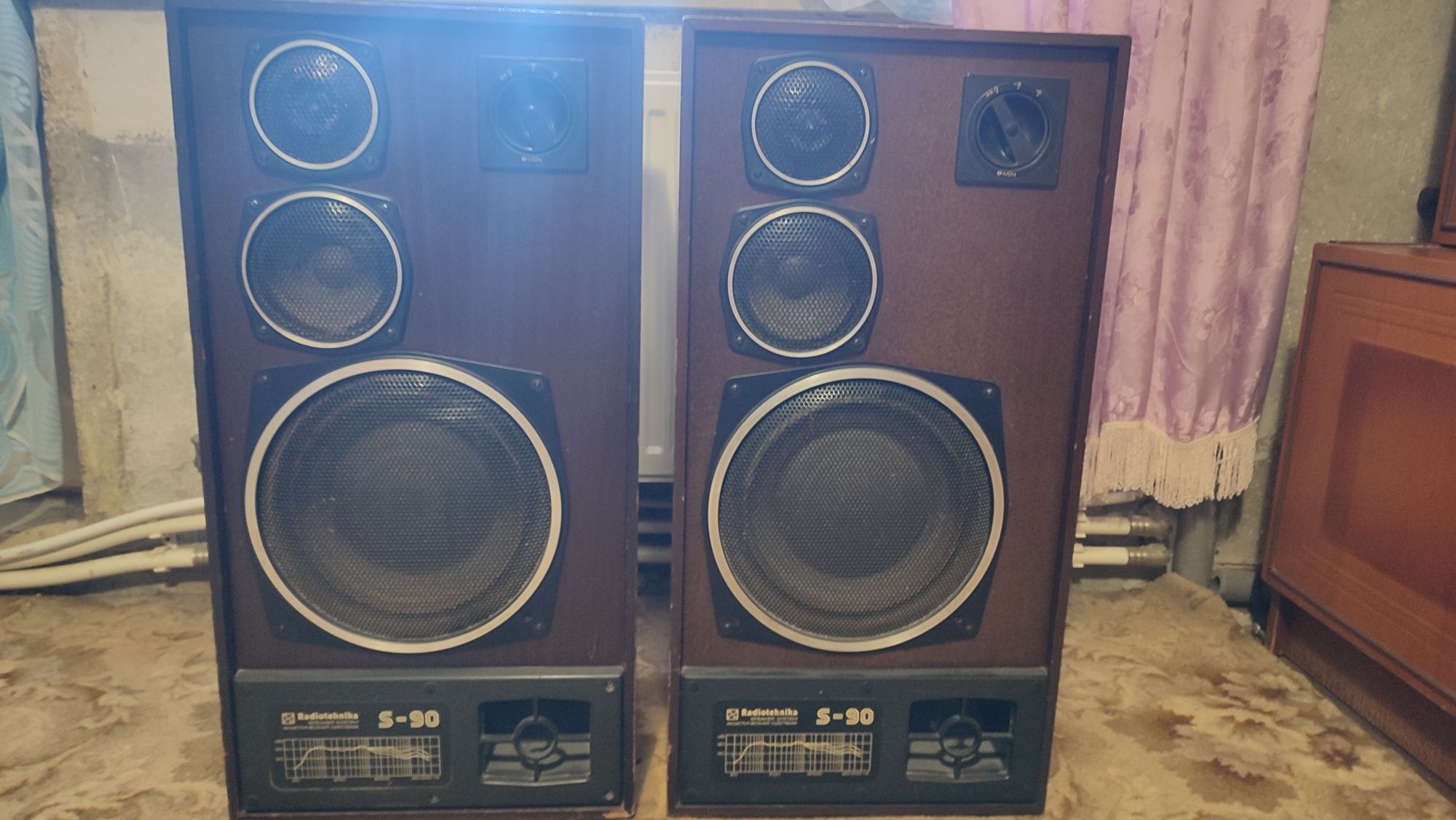 Продам акустичну систему Radiotehnika, комплект. 1984 року випуску.
