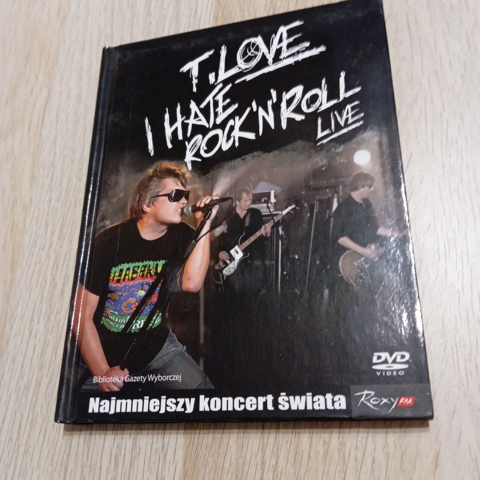 T.Love I hate rock'n'roll DVD plus książka