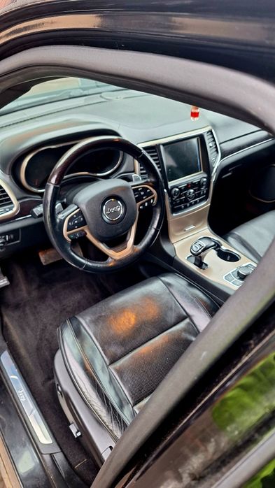 Jeep Grand Cherokee wk2 3.0 v6