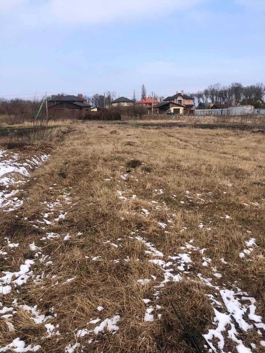 Пропоную до продажу земельну ділянку в с. Червона слобода