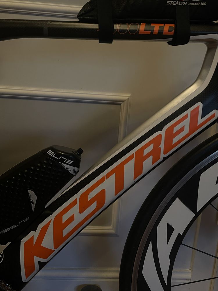 Rower triathlonowy Kestrel 4000 LTD Di2, tylko 8.9kg!