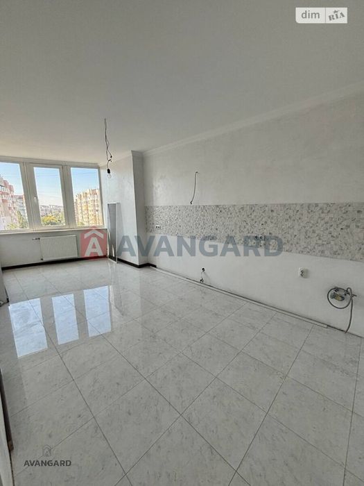 Простора квартира мікрорайон Поділля з якісним ремонтом