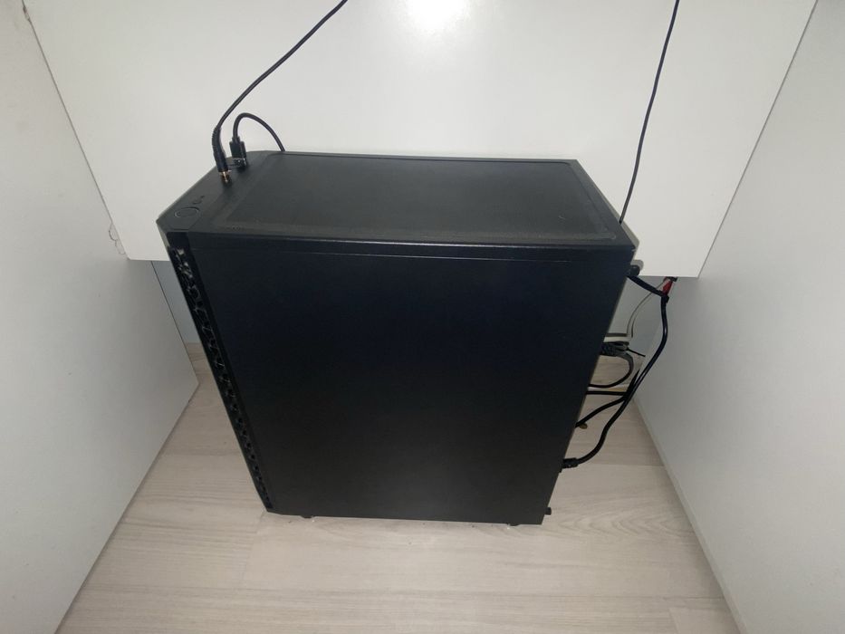 Zestaw komputer + sprzęt