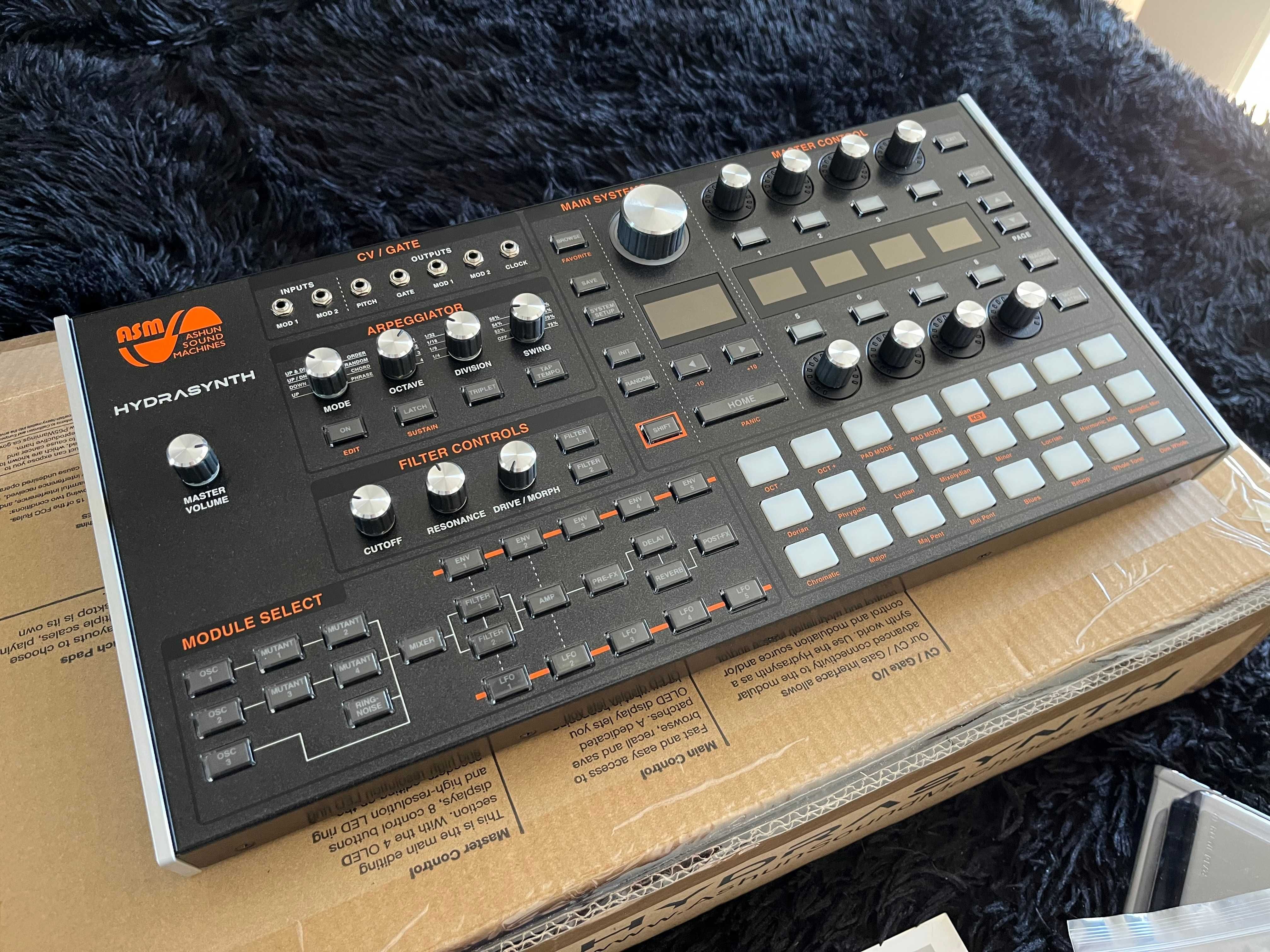 Hydrasynth Desktop  + Decksaver