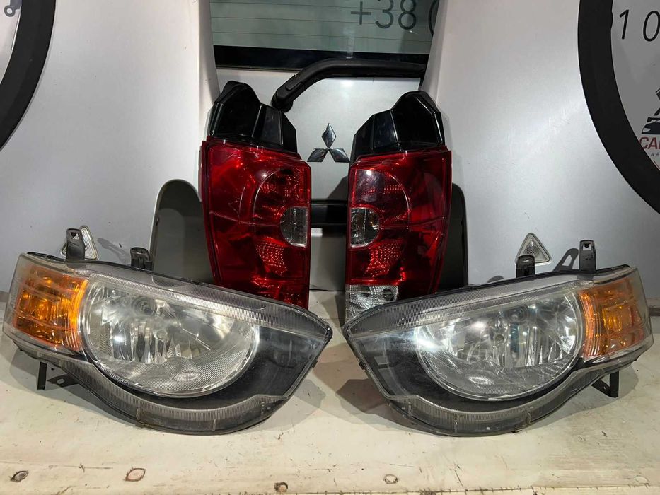 Mitsubishi Colt Кольт Запчастини Капот крило Фара Двигун Ляда Стоп