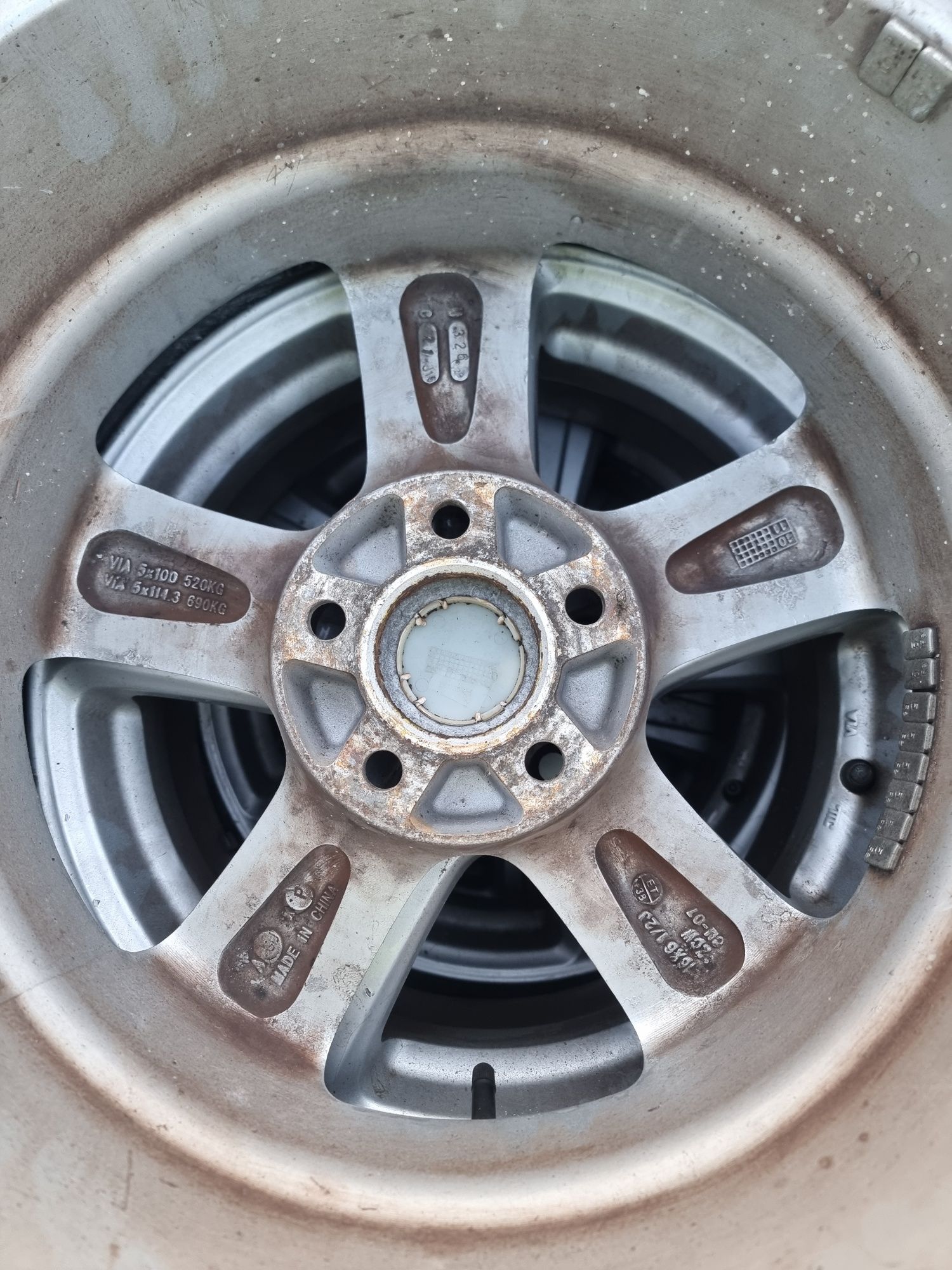Alufelgi 16" z oponami