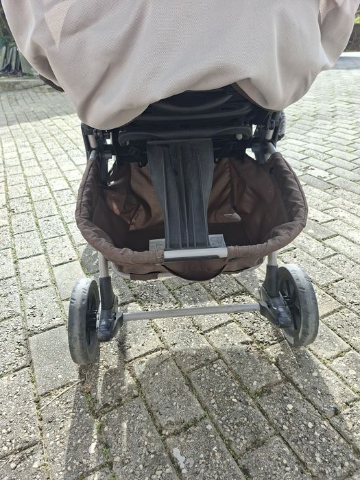 Carrinho de bebé Chico