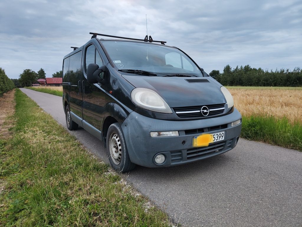 Opel Vivaro 1.9 DTi 2003r HAK Radio Android WEBASTO ZAMIANA