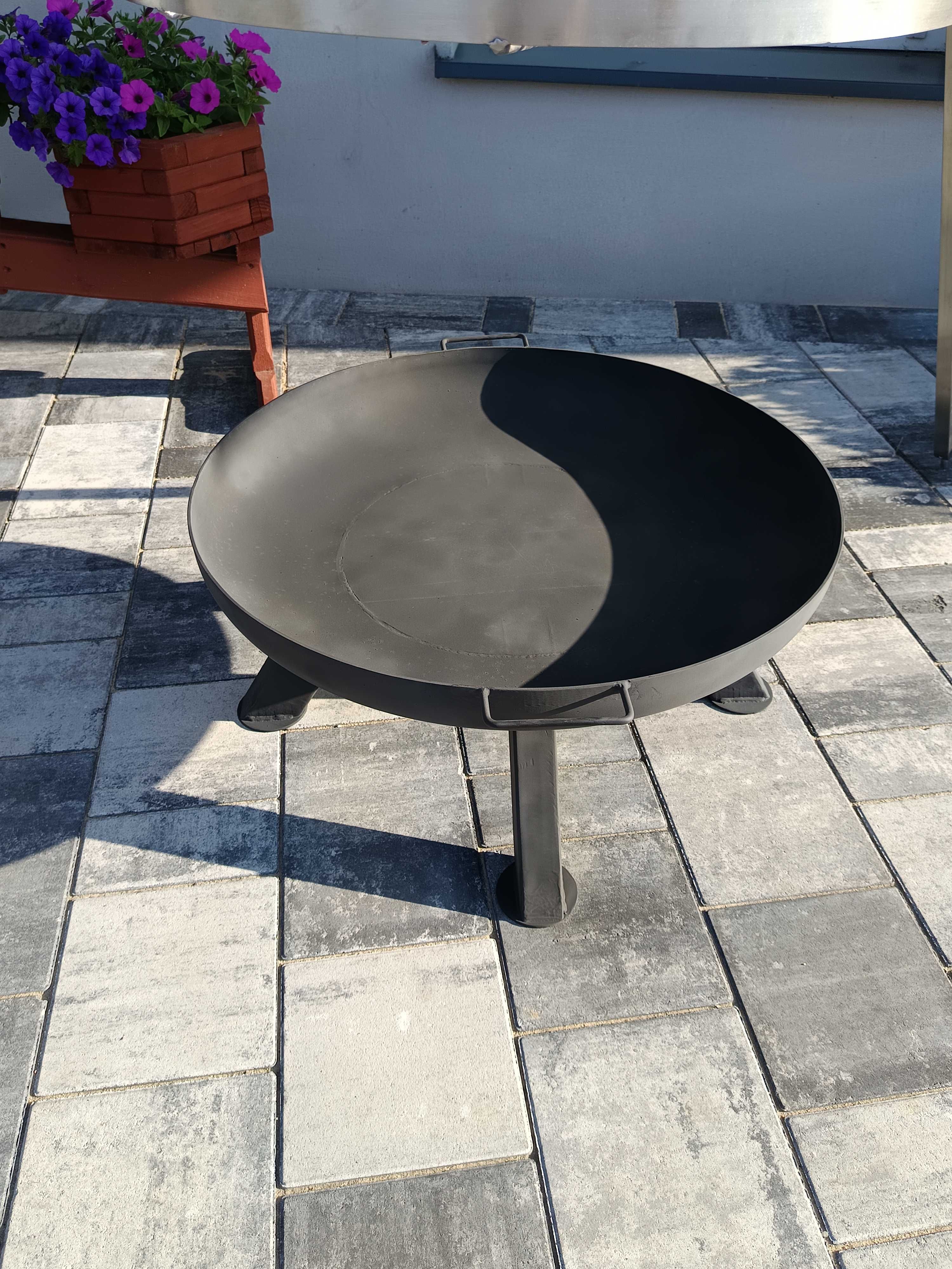Grill trójnóg stal nierdzewna plus palenisko