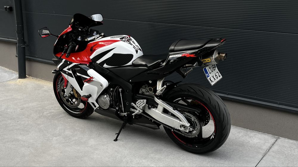 Honda CBR600rr PC37