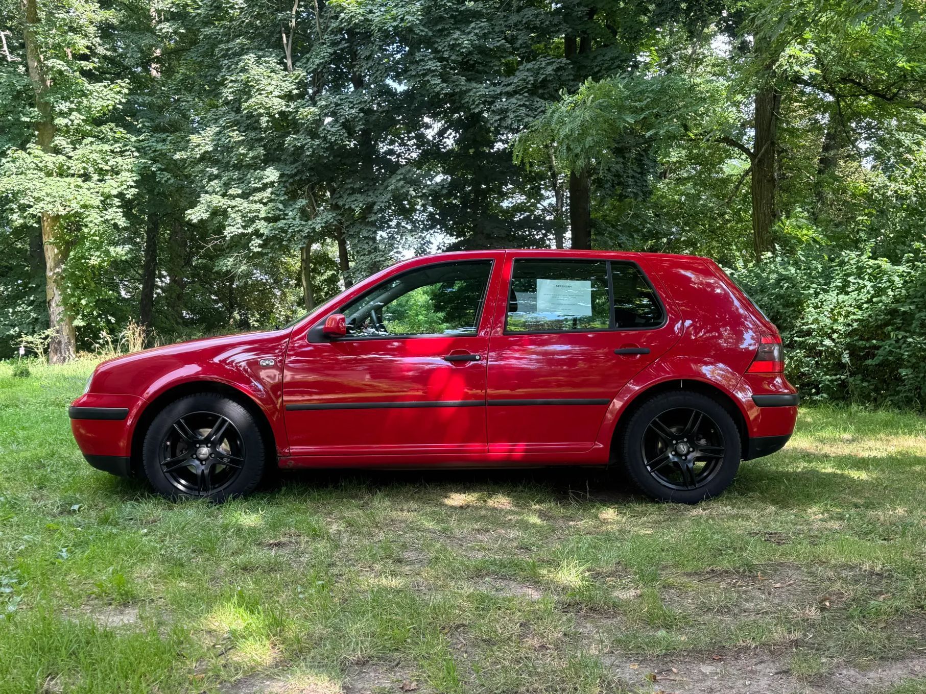Volkswagen Golf VW Golf 4 edition 1.6-16V benzyna rok 2001