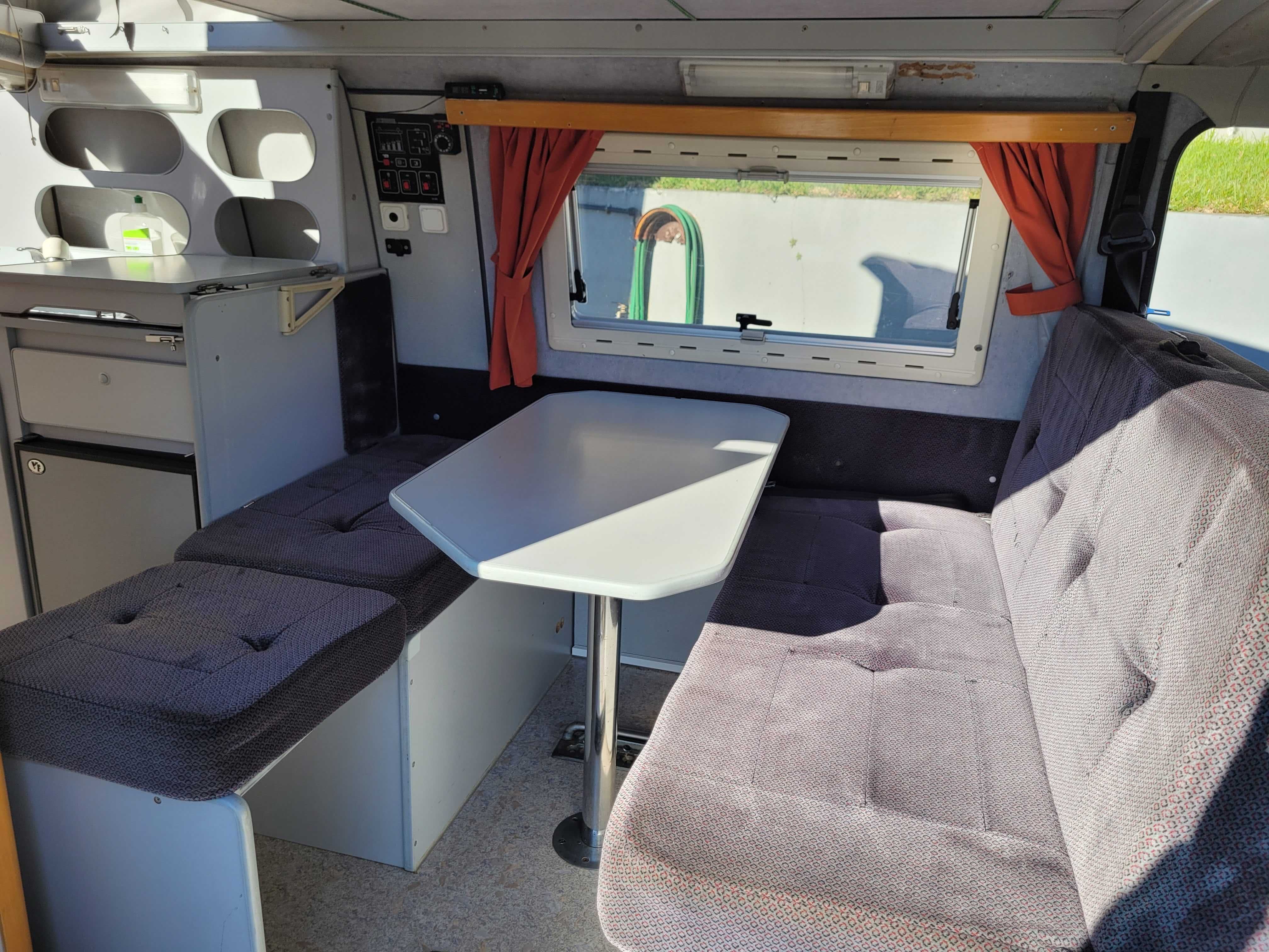 Autocaravana VW T4 2.5L TDI, 88cv, ano 2002, com 205000 Km