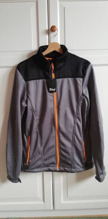 Nowe kurtki softshell dla chłopca S