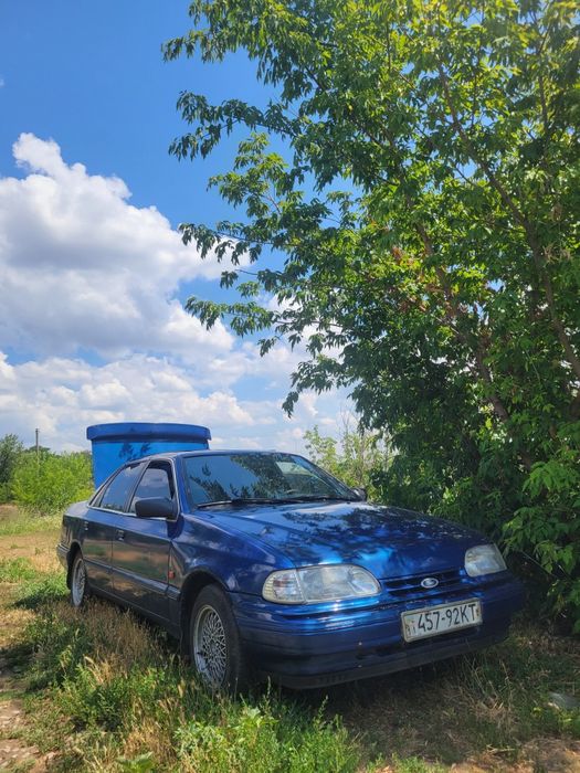 Форд скорпио 1 2,0 газ/бензин