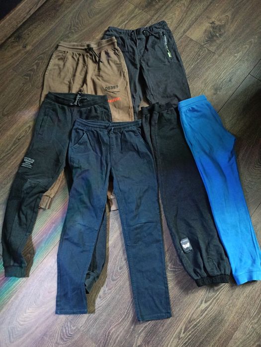 Długie spodnie dla  152