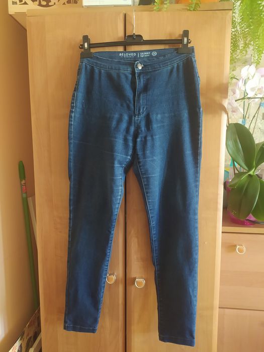 Spodnie jeansy dżinsy skinny z wysokim stanem elastyczne 36 S Beloved