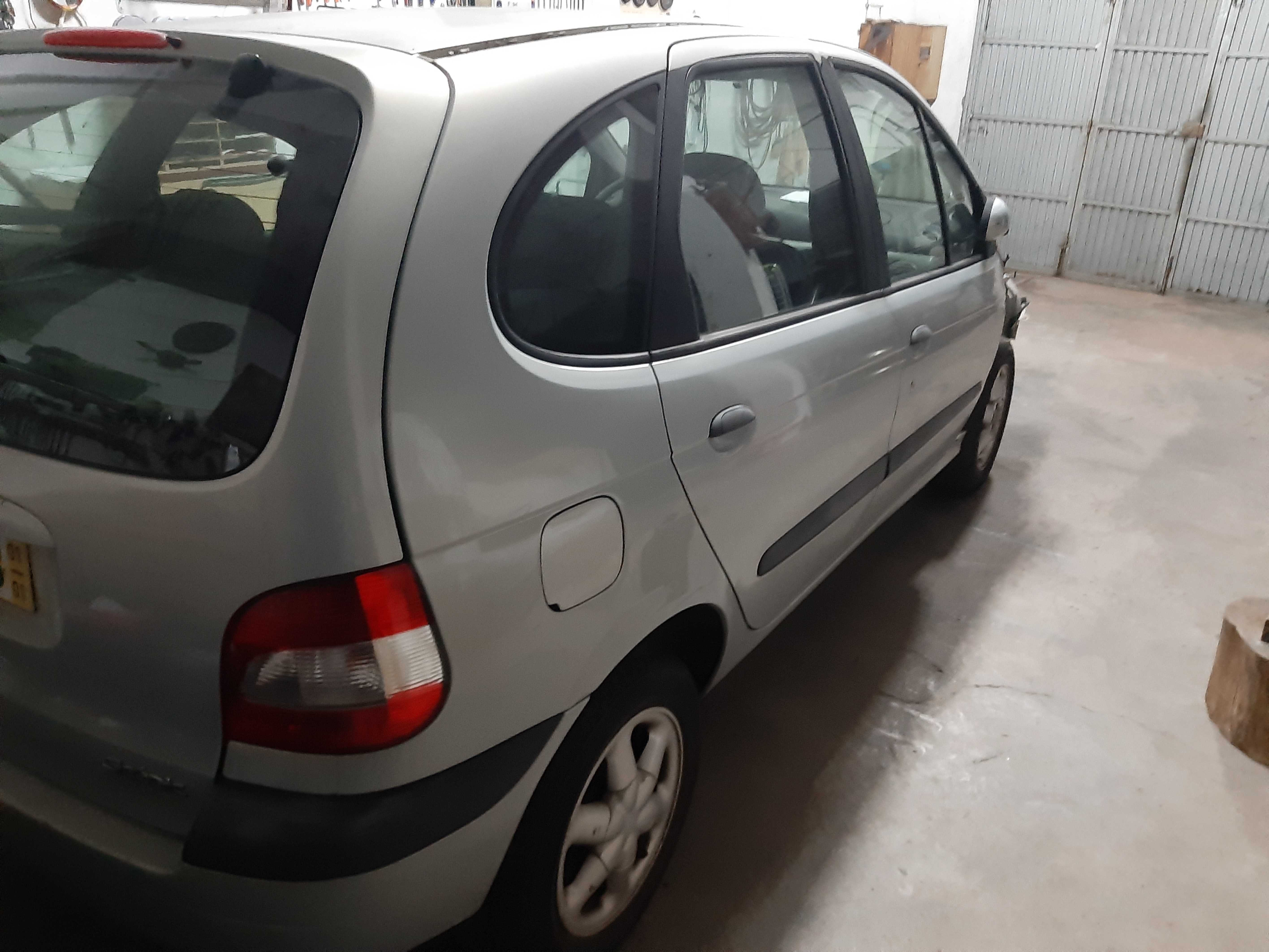 Renault Scenic I fase II para peças