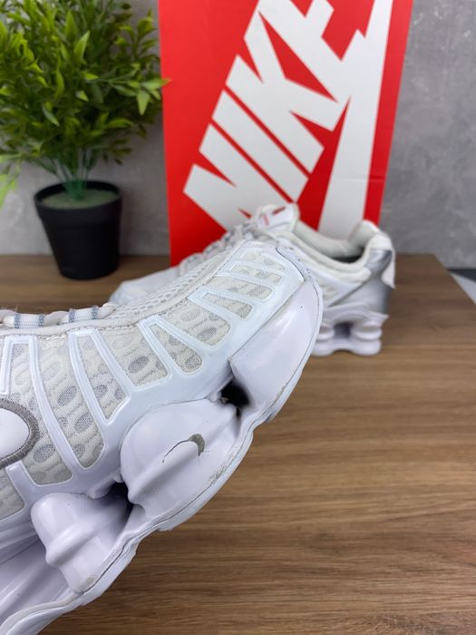 Nike Shox TL r. 36,5 – sportowe sneakersy w bieli i srebrze