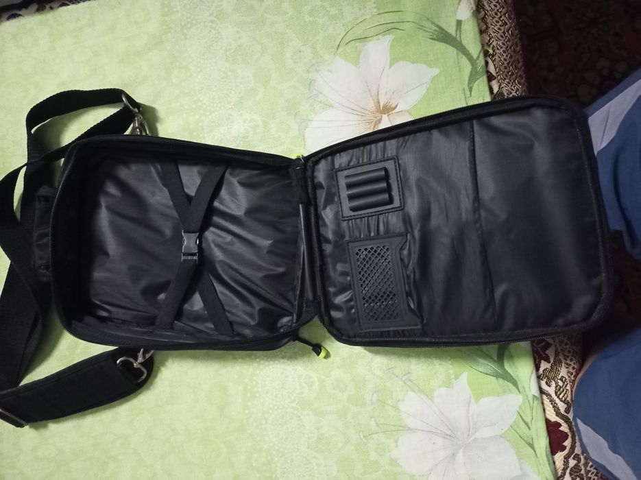 Кожаный пиджак - куртка/ худи анорак хамелеон/ сумка несессер