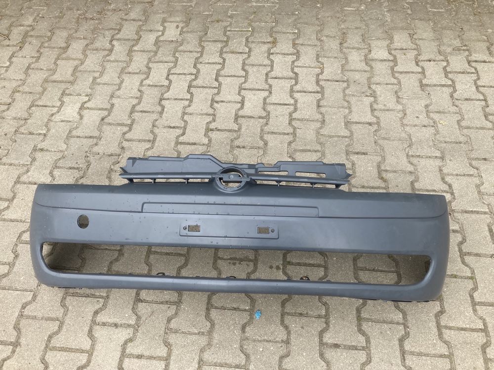 Opel combo zderzak przedni