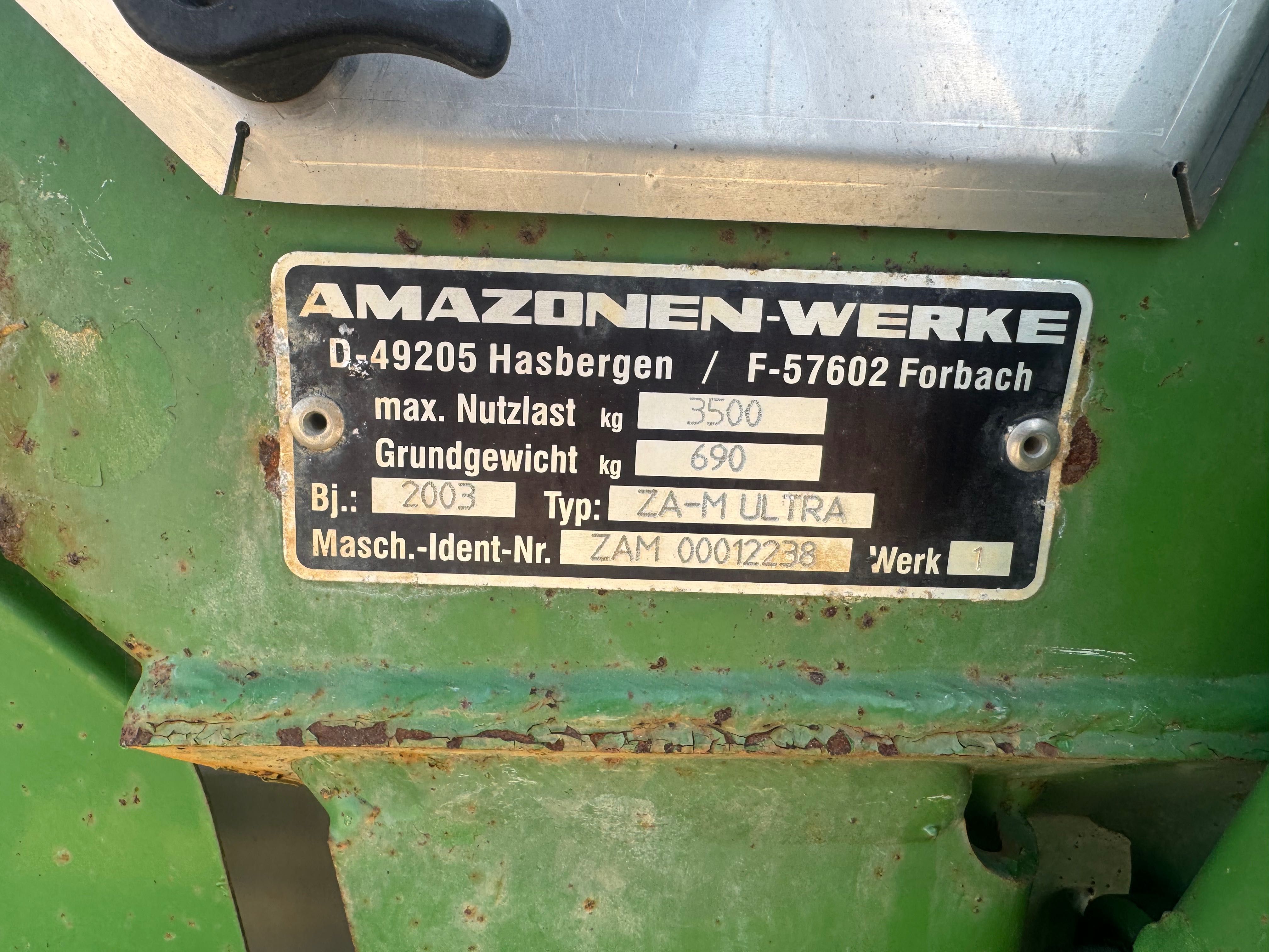 Продам розкидає мінеральних добрив Amazone