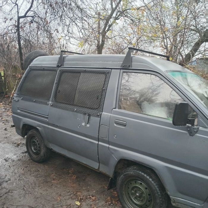 Продаю Тойота лит айс