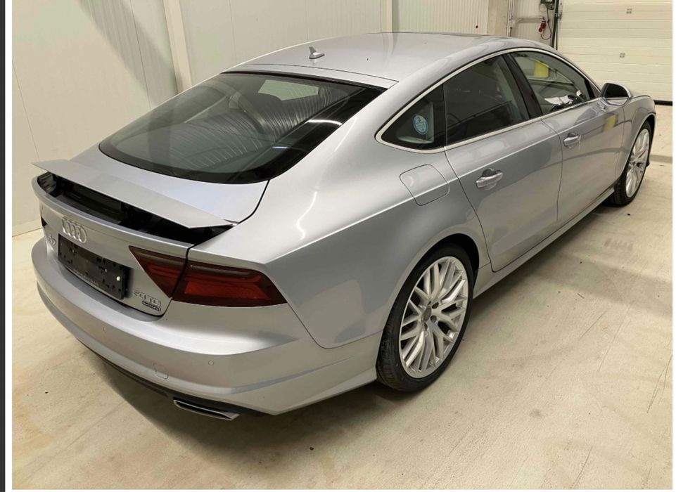 Audi A7 C7 LZ7G двері капот бампер стопи фари розборка audi a6 ауді а7
