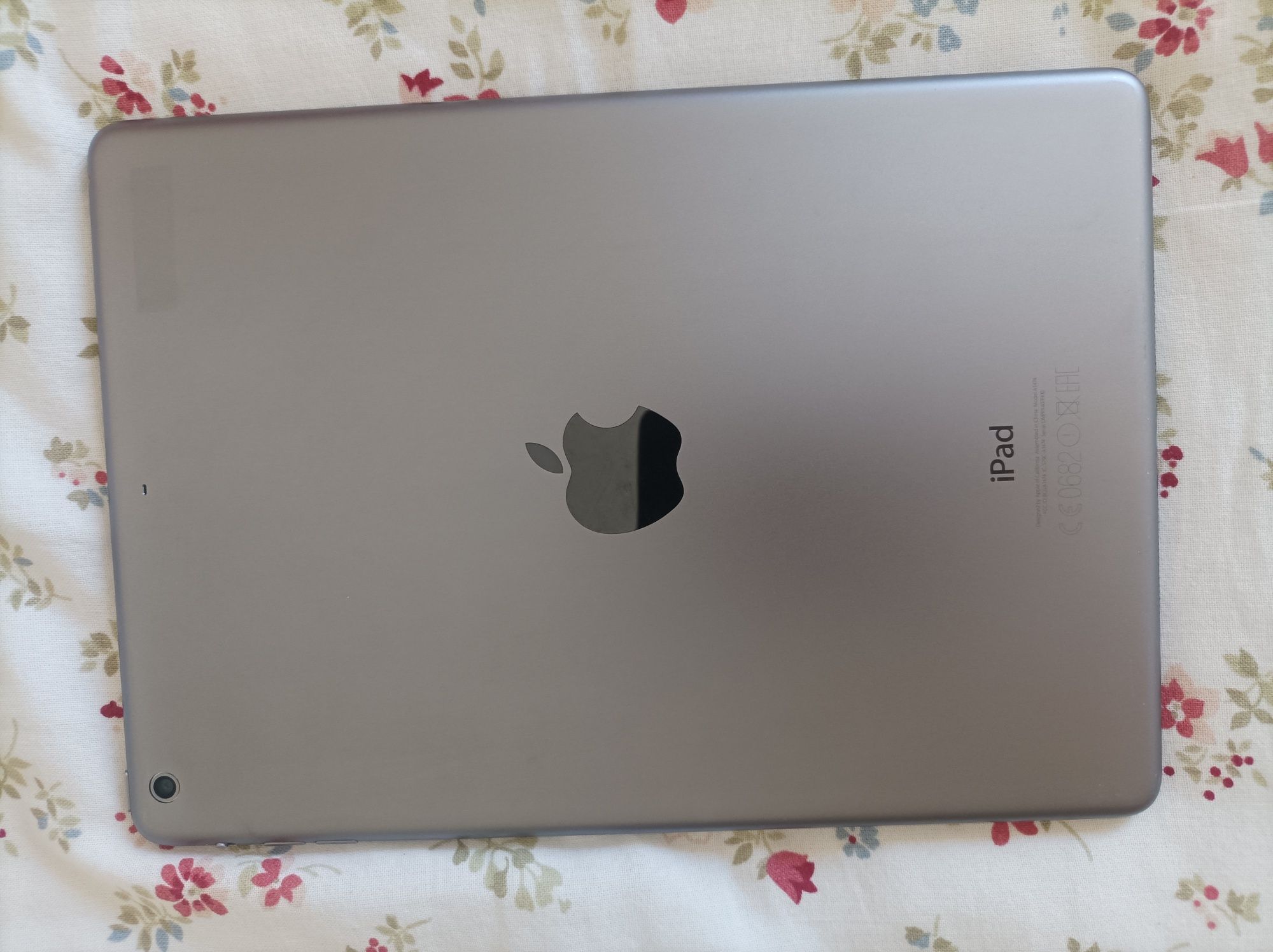 Apple iPad Air 16GB Wi-Fi