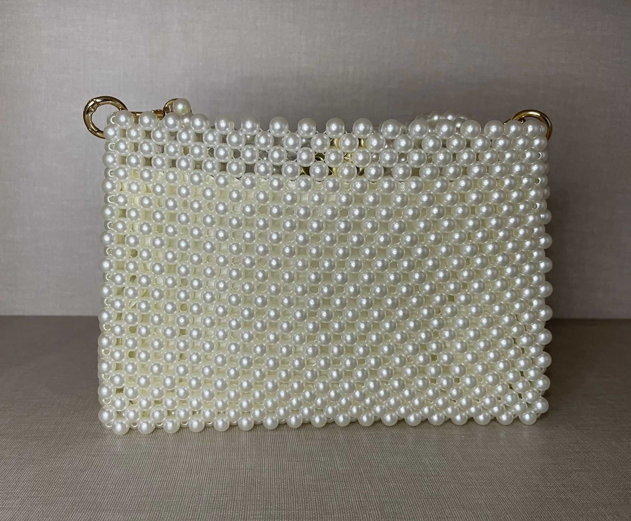Bolsa Elegante de Perolas