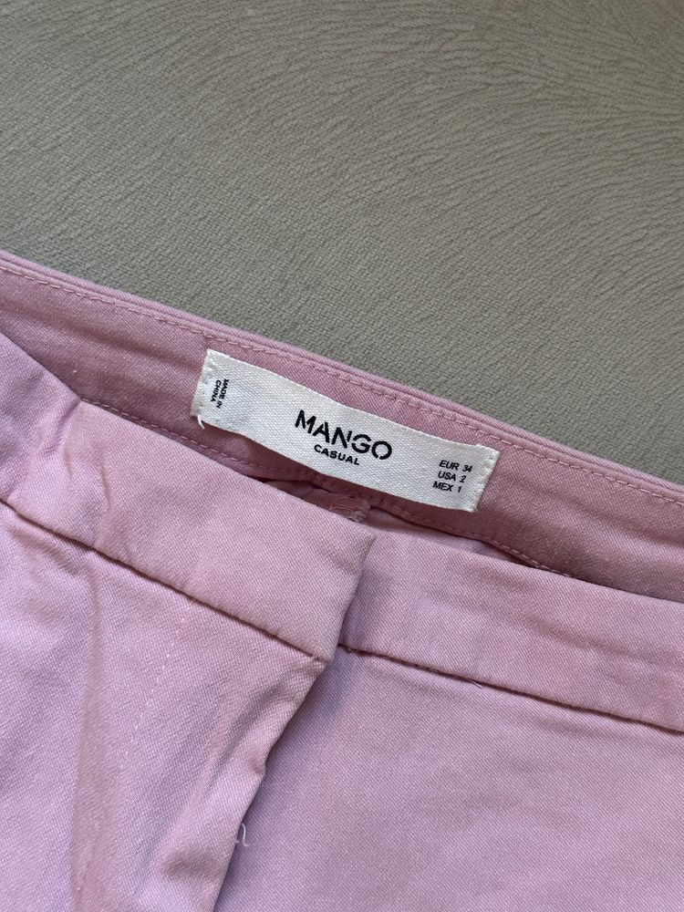 Штани рожеві від  бренду  Mango