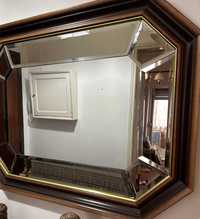 Espelho retangular em madeira com dourado