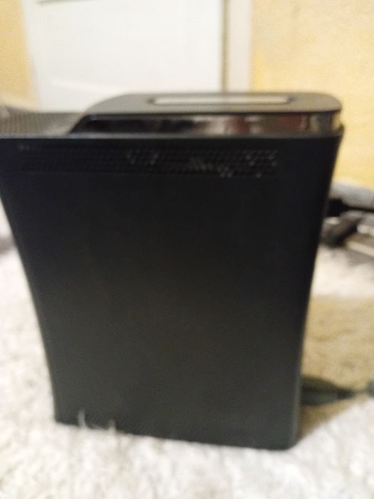 Продам приставку Xbox 360