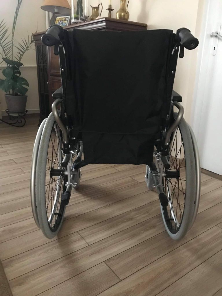Wózek inwalidzki aluminiowy vermeiren V300