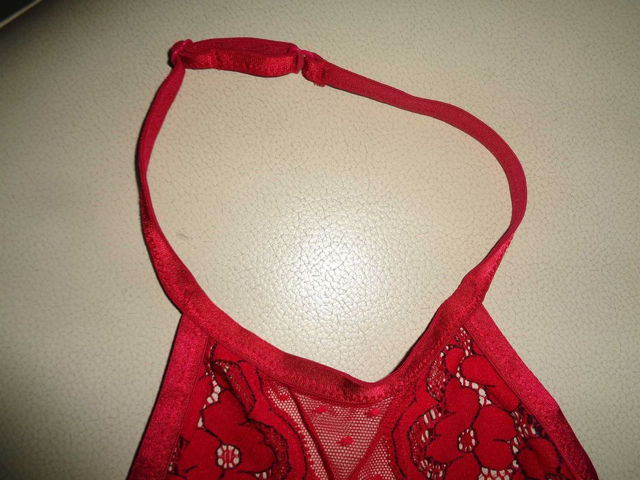 HUNKEMOLLER czerwony biustonosz koronkowy top bluzka jak nowy 75D