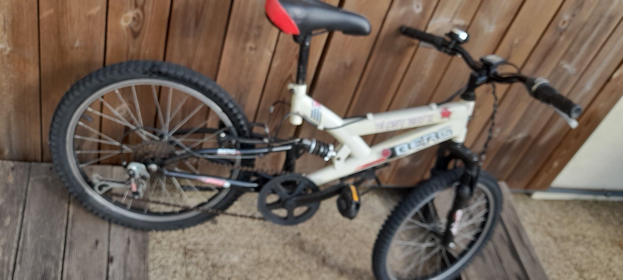 Bicicleta dupla suspensão roda 20