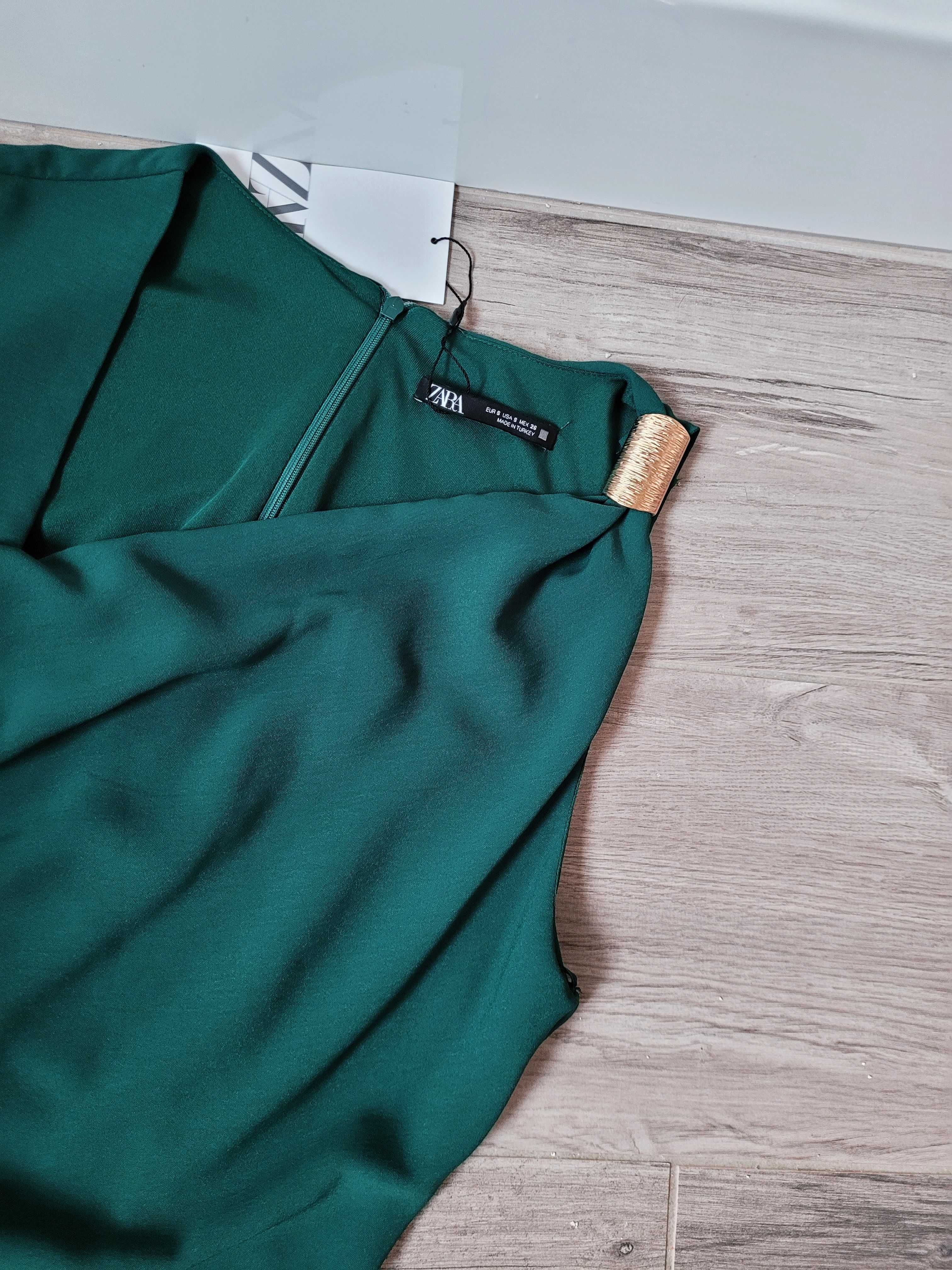 Elegancka sukienka midi z rozcięciem drapowana jedno ramię Zara zieleń