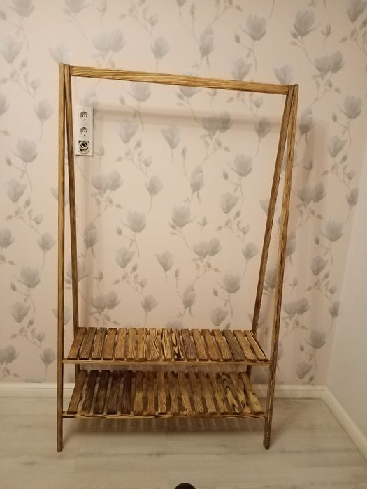 Вешалка напольная из дерева. Вішалки стійки для одягу, cтойка для одеж