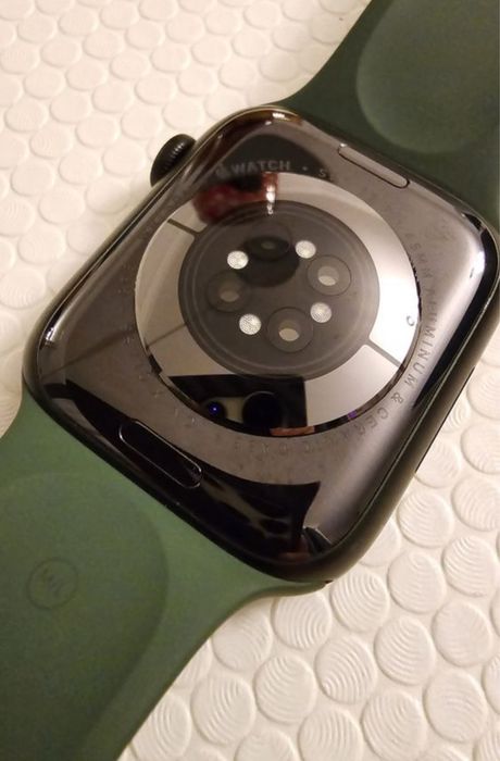 Applw watch 7 44mm + 2 capas de protecacao