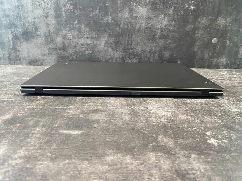 Lenovo ThinkPad X1 Carbon 7 Gen i5-8365u 16RAM 256SSD FHD 14” 4G LTE