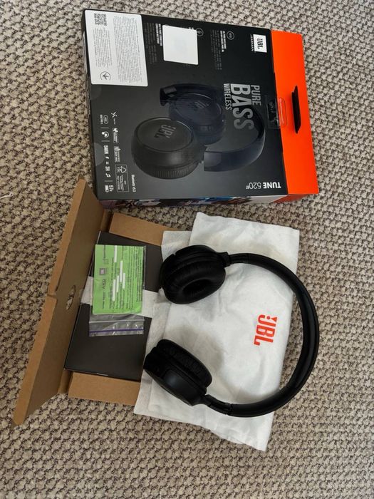 Навушники Jbl tune 520BT