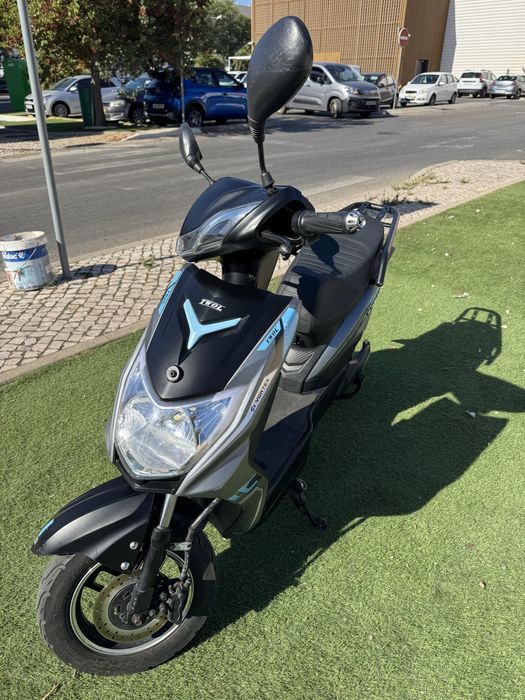 Mota/Scooter Eletrica